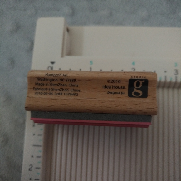 "Be Happy" Rubber Stamp - Picture 3 of 3